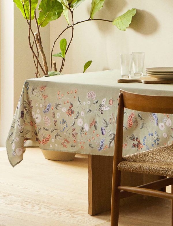 Floral Print Tablecloth